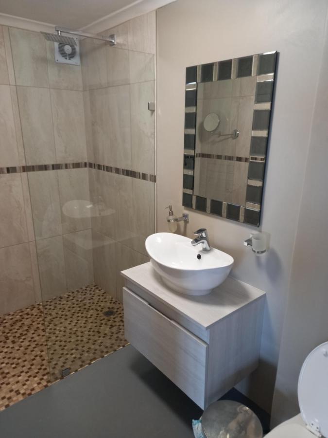 Mussel Beach Holiday Lets Apartamento Cidade Do Cabo Exterior foto